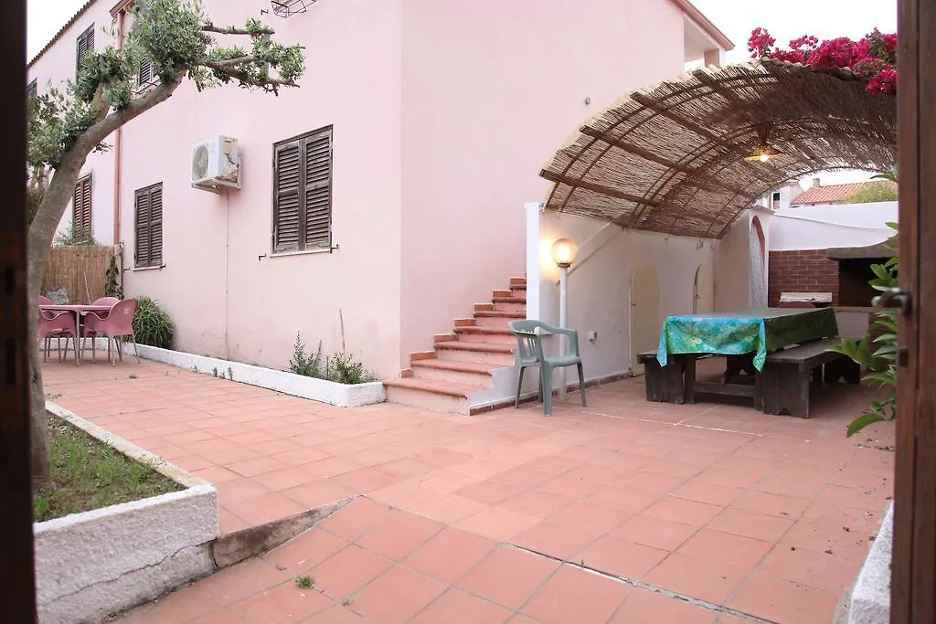 Casa Vacanze Bouganville Apartment Calasetta